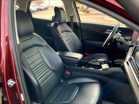 Used 2023 Kia Sportage SX Prestige image 7