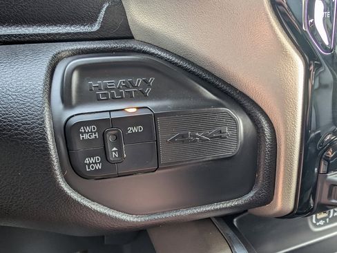 Used 2024 RAM 2500 Laramie image 30