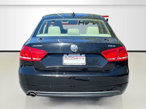 Used 2013 Volkswagen Passat TDI SE FWD image 6