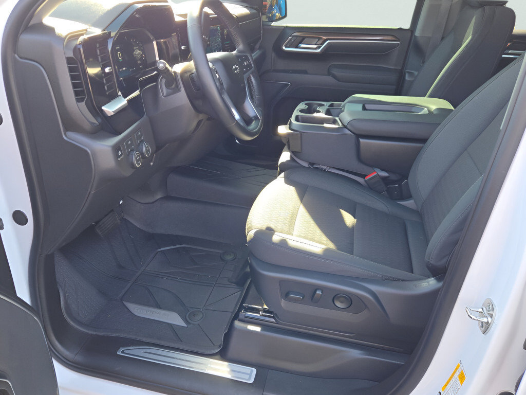 Used 2026 Chevrolet Silverado 1500 RST w/ RST Select Package AWD/4WD image 28