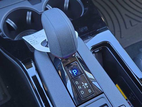 New 2026 Toyota Prius Plug-In Hybrid image 6