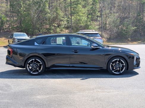 Used 2025 Kia K4 GT-Line w/ GT-Line Premium Package image 10