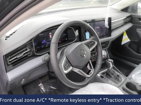 New 2026 Volkswagen Jetta SE FWD image 4