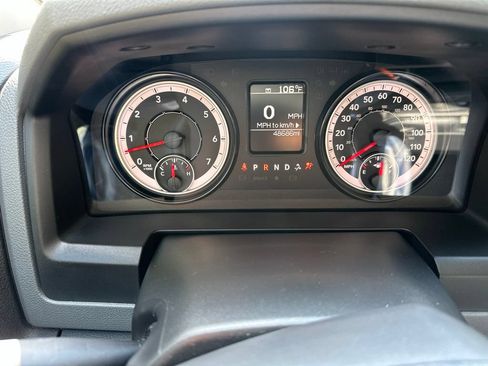 Used 2019 RAM 1500 Express w/ Express Value Package AWD/4WD image 19