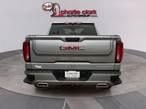 New 2026 GMC Sierra 1500 Denali w/ Denali Reserve Package AWD/4WD image 4