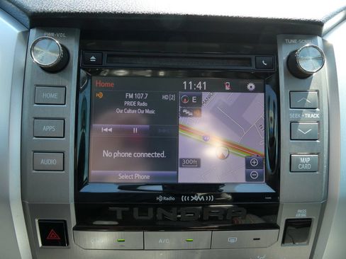 Used 2019 Toyota Tundra SR5 w/ SR5 Upgrade Package AWD/4WD image 27