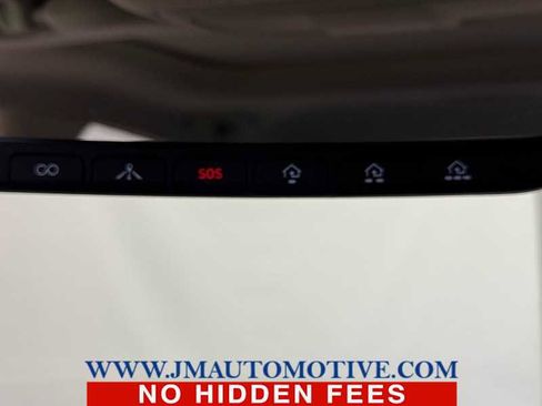 Used 2022 Genesis G70 2.0T w/ Prestige Package AWD/4WD image 41