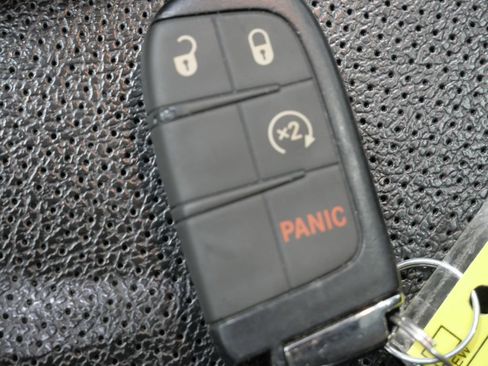 Used 2022 Jeep Compass Limited w/ Sun and Sound Group AWD/4WD image 29