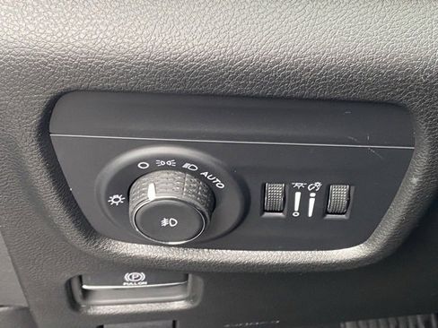 New 2025 Jeep Grand Cherokee Limited image 27