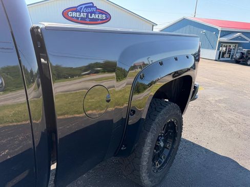 Used 2013 Chevrolet Silverado 2500 LTZ w/ Z71 Appearance Package AWD/4WD image 13