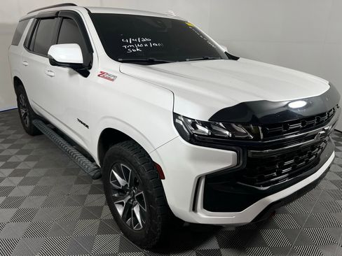 Used 2022 Chevrolet Tahoe Z71 w/ Luxury Package image 3