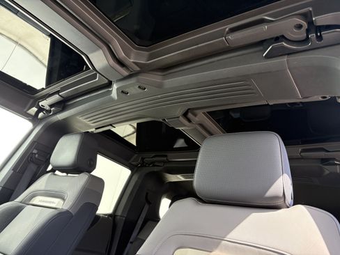 Used 2025 GMC Hummer EV 2X AWD/4WD image 14