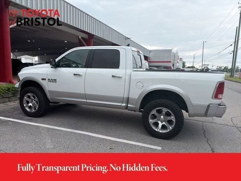 Used 2017 RAM 1500 Laramie w/ Convenience Group AWD/4WD image 8