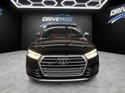 Used 2018 Audi SQ5 Prestige AWD/4WD image 2
