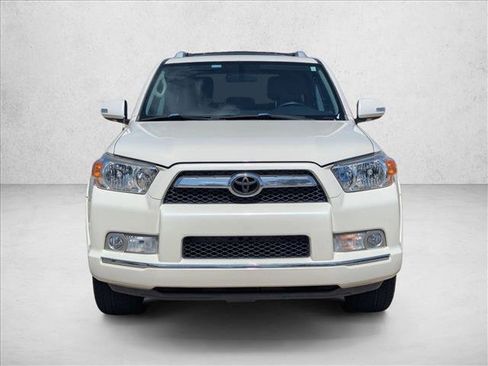 Used 2011 Toyota 4Runner SR5 w/ Premium Pkg w/Leather RWD image 2