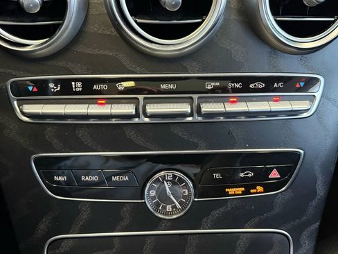 Used 2019 Mercedes-Benz C 300 4MATIC Sedan image 18