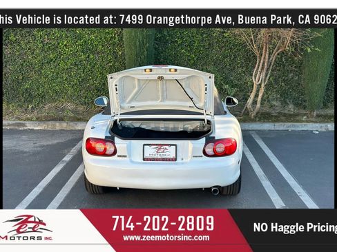 Used 2004 MAZDA MX-5 Miata Convertible 2D w/ Convenience Pkg image 15