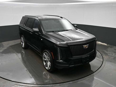Used 2025 Cadillac Escalade Sport w/ Touring Package image 26