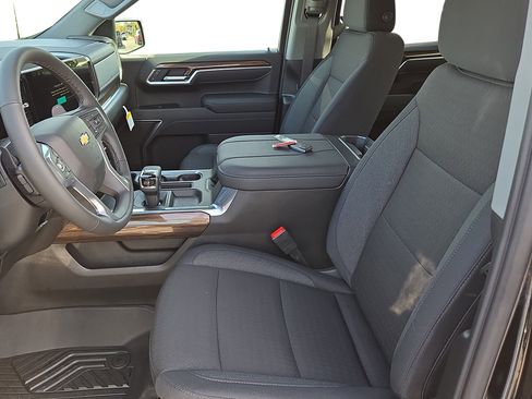 New 2026 Chevrolet Silverado 1500 LT image 13