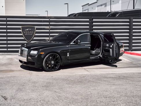 Used 2014 Rolls-Royce Ghost RWD image 5