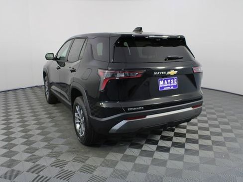 New 2026 Chevrolet Equinox LT w/ Convenience Package II FWD image 23