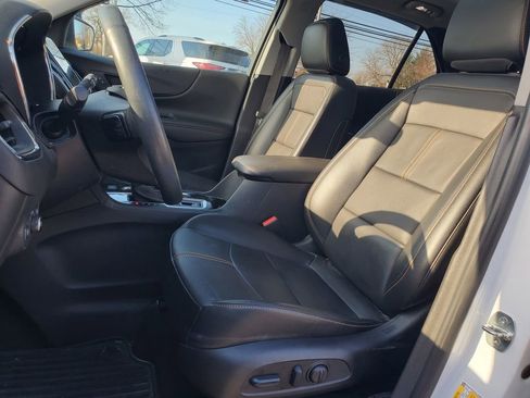 Used 2023 Chevrolet Equinox Premier image 7