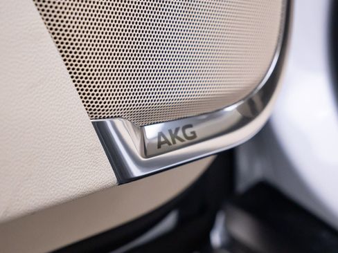 New 2026 Cadillac Escalade Platinum Sport w/ LPO, ONYX Package image 15