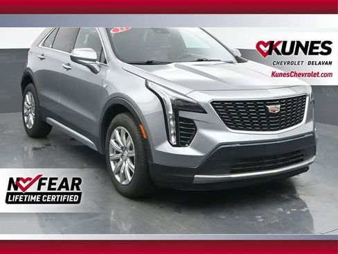 Used 2023 Cadillac XT4 Premium Luxury image 1