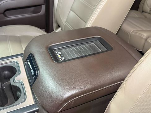 Used 2016 GMC Sierra 2500 Denali w/ Duramax Plus Package image 26