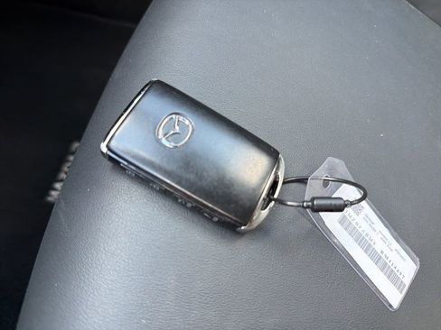 Used 2024 MAZDA MAZDA3 s image 11