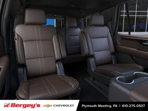New 2026 Chevrolet Tahoe High Country w/ Sun And Tow Package AWD/4WD image 19