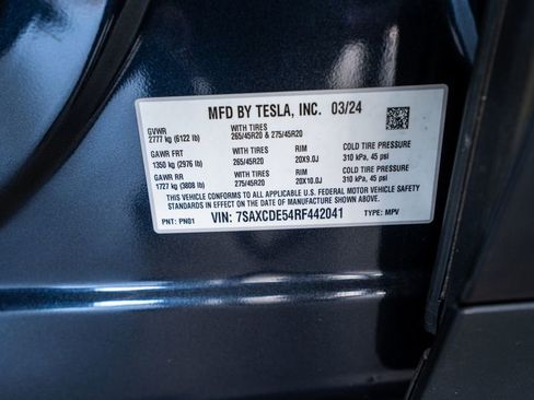 Used 2024 Tesla Model X image 53