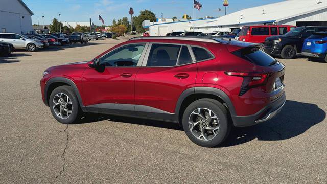 Certified 2024 Chevrolet Trax LT w/ Driver Confidence Package FWD image 6