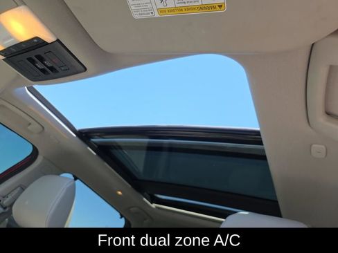 Used 2023 Nissan Rogue SV w/ SV Premium B Package FWD image 8