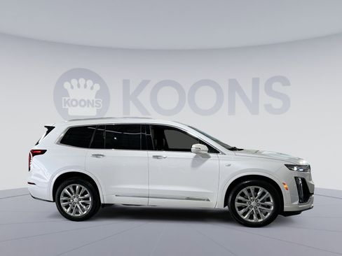 Used 2024 Cadillac XT6 Premium Luxury w/ Technology Package image 17