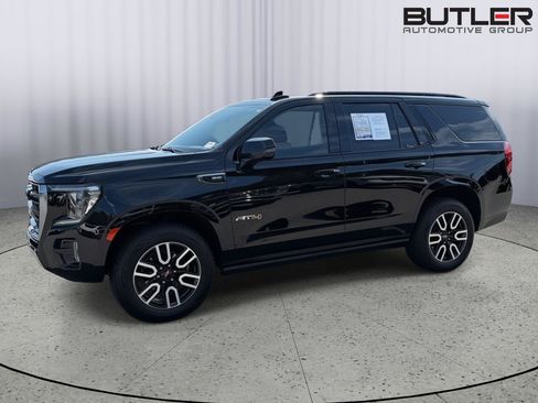 Used 2022 GMC Yukon AT4 w/ Max Trailering Package AWD/4WD image 3