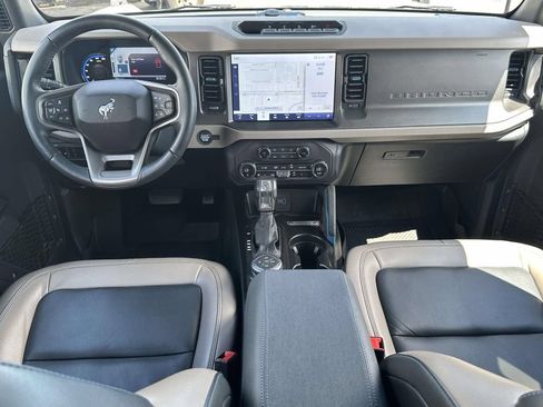Used 2024 Ford Bronco Wildtrak AWD/4WD image 15