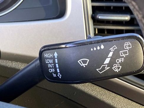 Used 2021 Volkswagen Atlas SE image 22