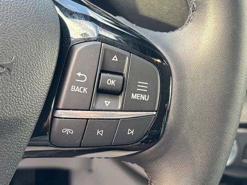 Certified 2025 Ford Escape Platinum w/ Premium Technology Package image 34