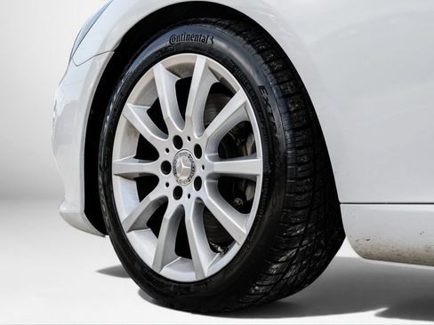Used 2017 Mercedes-Benz SLC 300 image 50