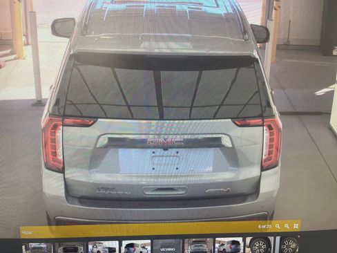 Used 2024 GMC Yukon AT4 w/ Technology Package image 5