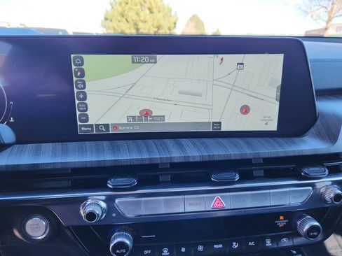 Used 2023 Kia Telluride SX image 28