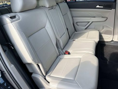 Used 2023 Volkswagen Atlas SE FWD image 21
