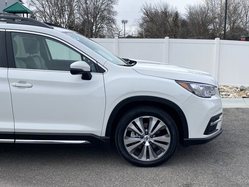 Used 2019 Subaru Ascent Limited w/ Popular Package #2A image 8
