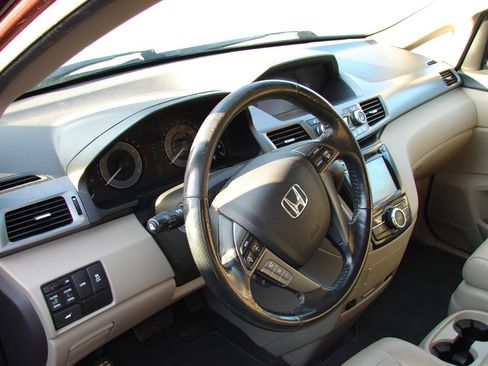 Used 2014 Honda Odyssey EX-L image 8