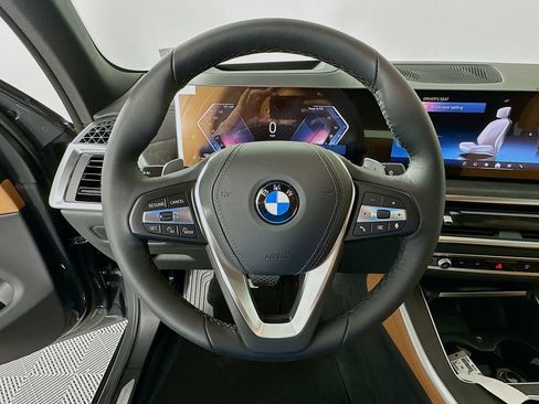 New 2026 BMW X5 xDrive40i w/ Climate Comfort Package image 10