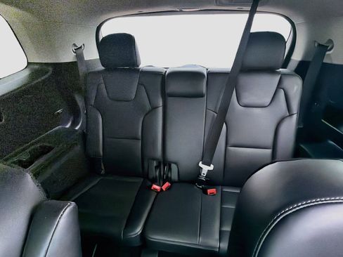 Used 2025 Kia Telluride S AWD/4WD image 31