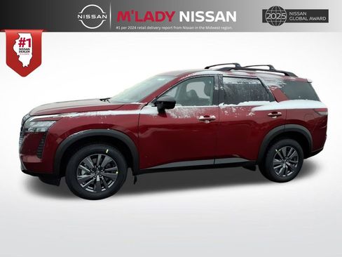 New 2026 Nissan Pathfinder SV image 4