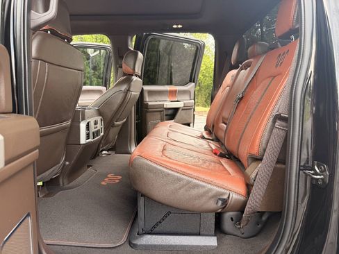 Used 2022 Ford F250 King Ranch w/ King Ranch Ultimate Package AWD/4WD image 17