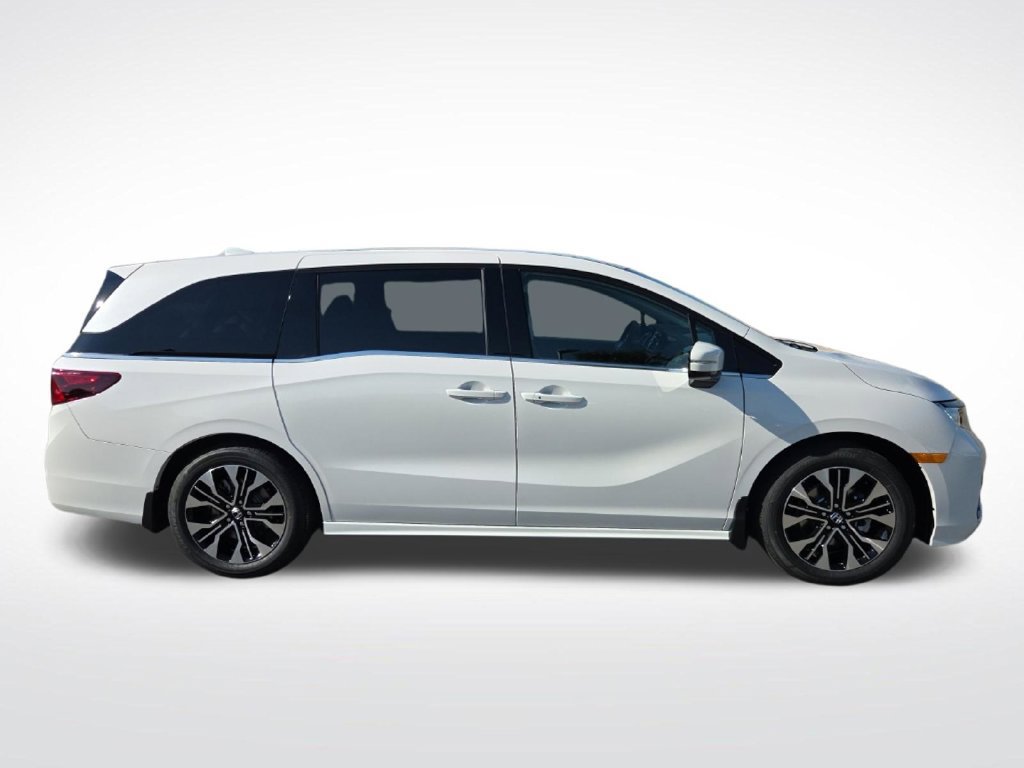 New 2027 Honda Odyssey Elite image 2